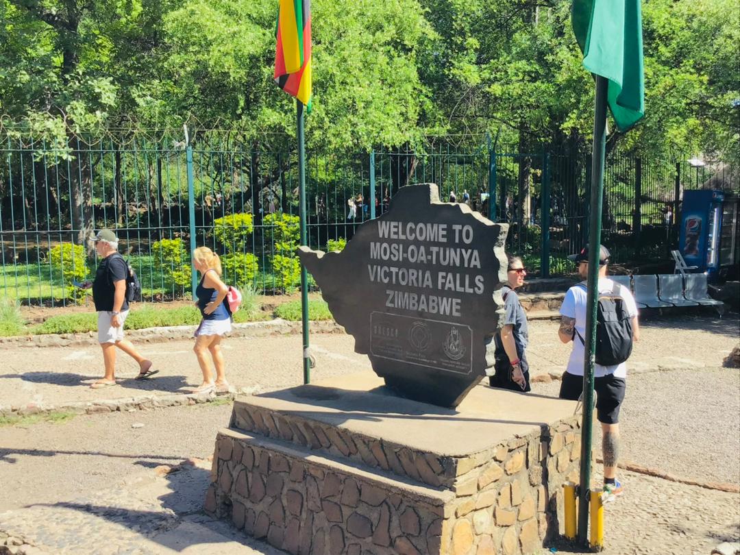 WhatsApp Image 2025-12-03 at 17.37.49